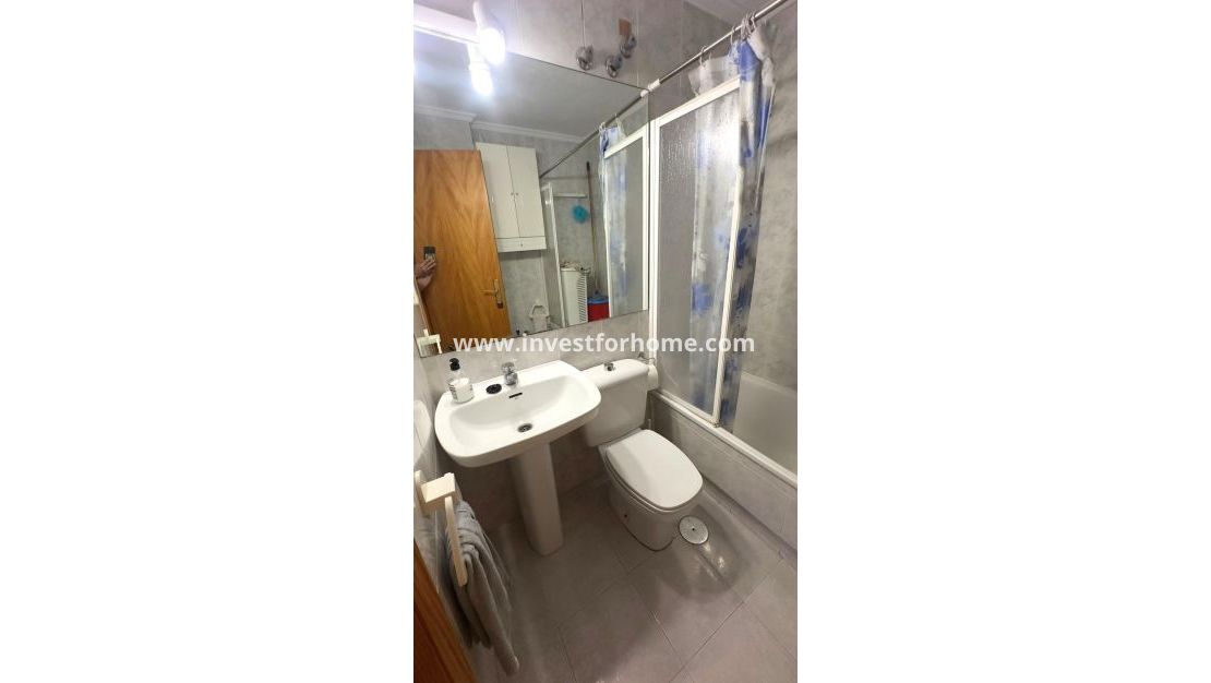 Verkoop - Appartement - Torrevieja - Centro