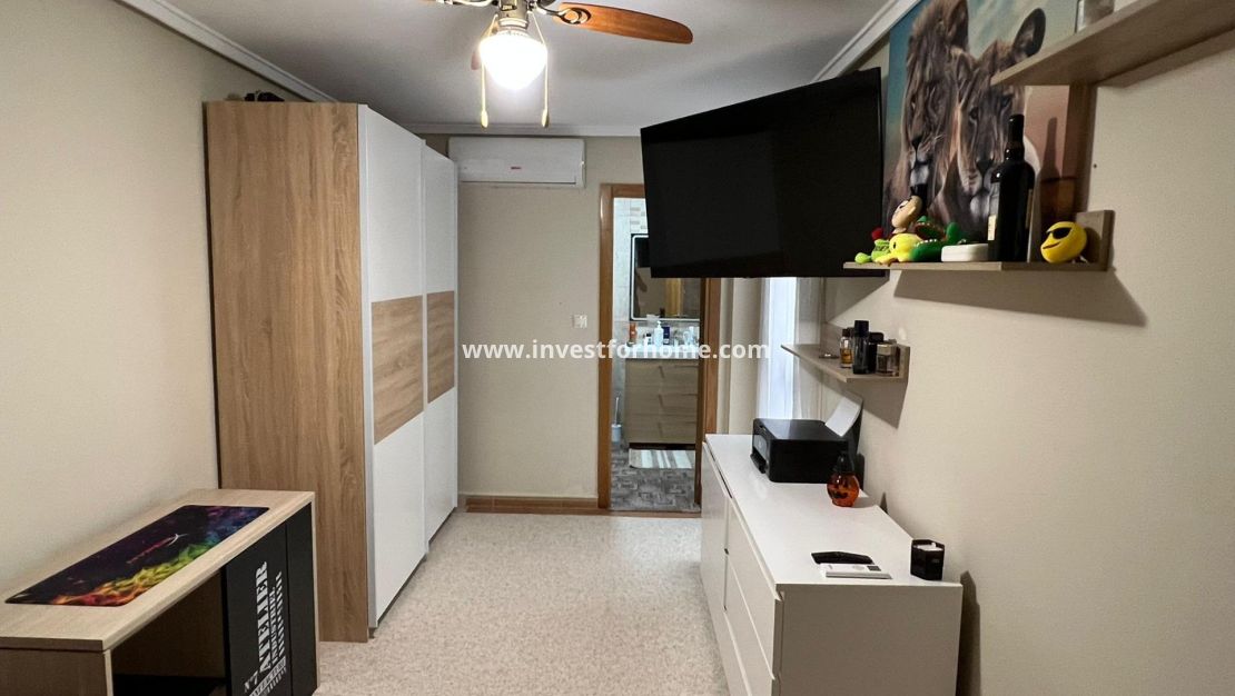 Verkoop - Appartement - Torrevieja - Centro