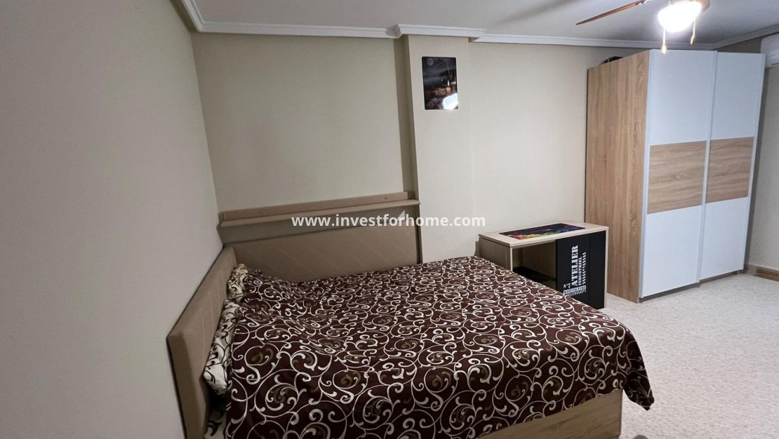 Verkoop - Appartement - Torrevieja - Centro