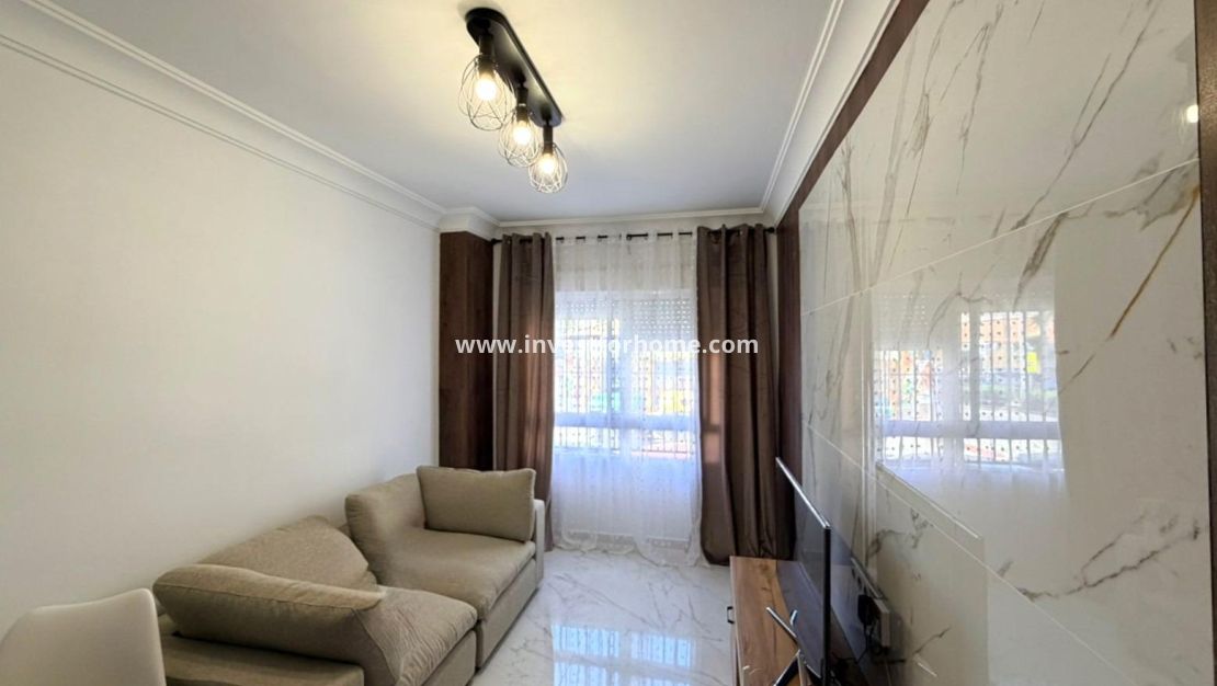 Verkoop - Appartement - Torrevieja - Centro