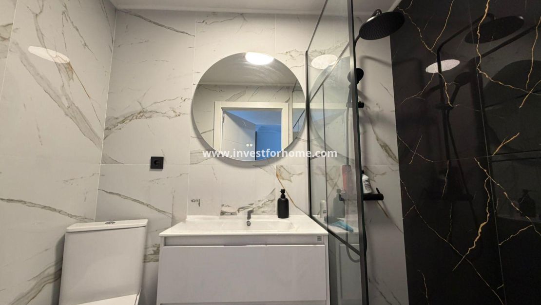 Verkoop - Appartement - Torrevieja - Centro