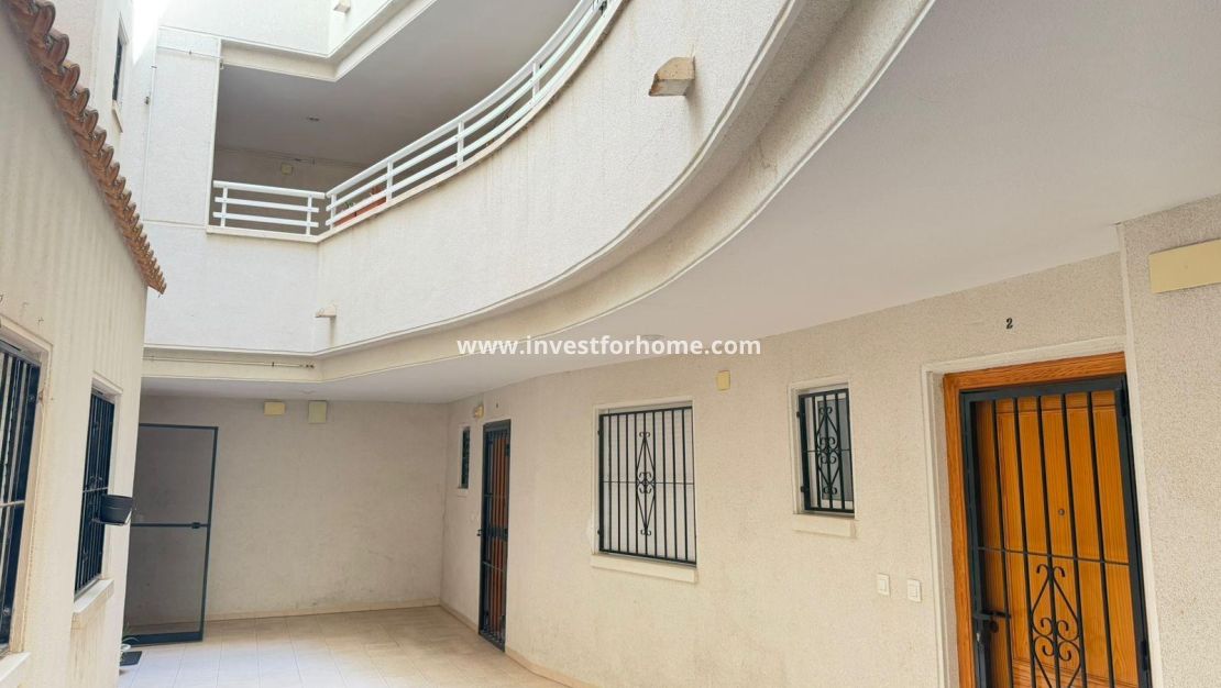 Verkoop - Appartement - Torrevieja - Centro