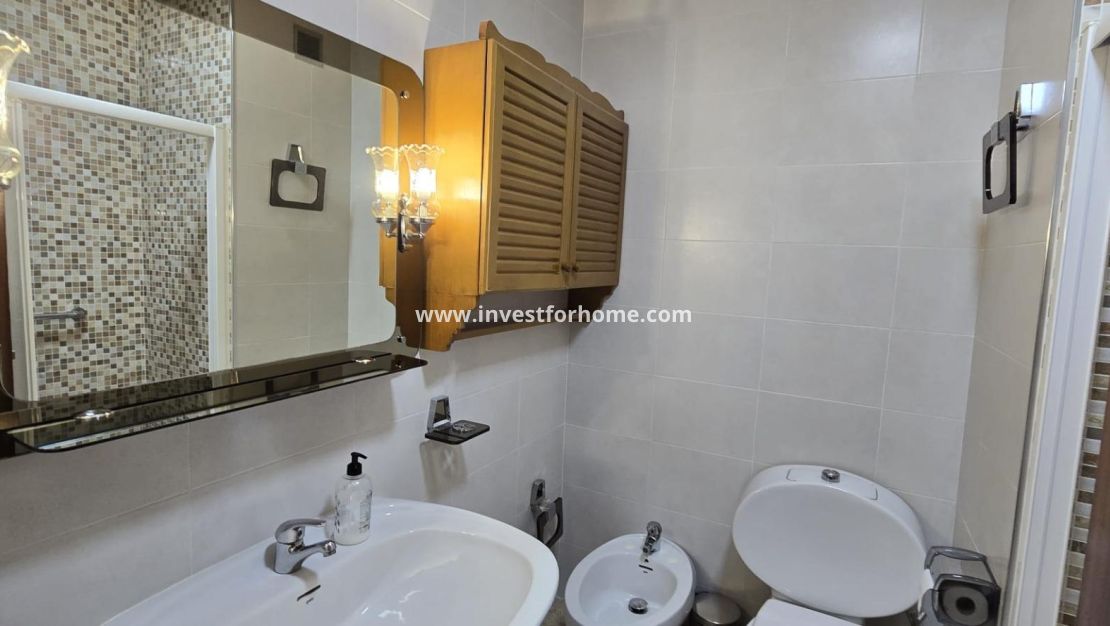 Verkoop - Appartement - Torrevieja - Centro