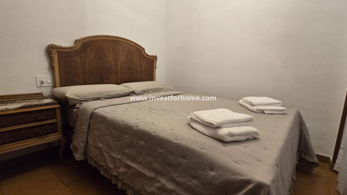 Verkoop - Appartement - Torrevieja - Centro