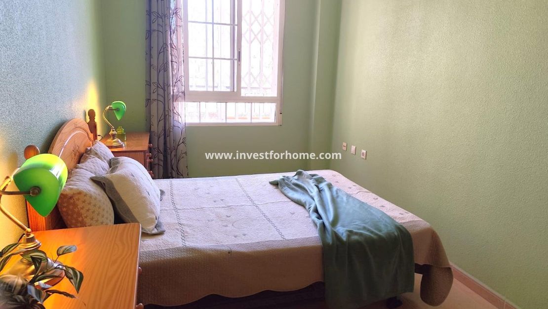 Verkoop - Appartement - Torrevieja - Centro