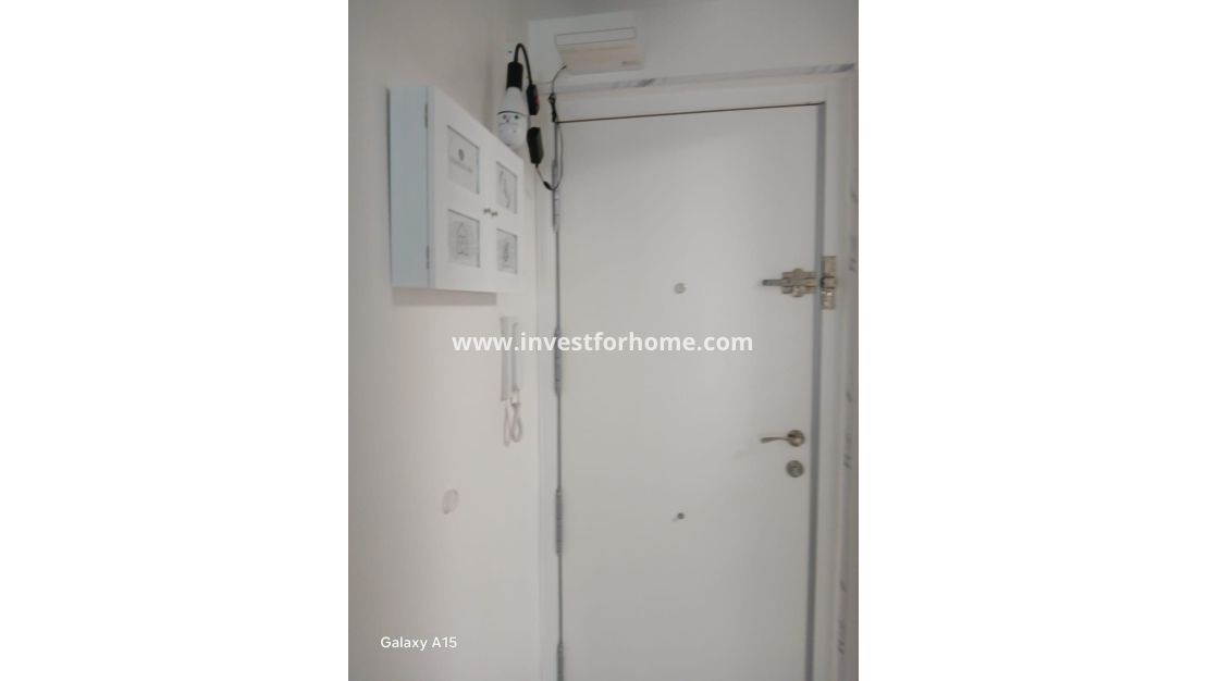 Verkoop - Appartement - Torrevieja - Centro