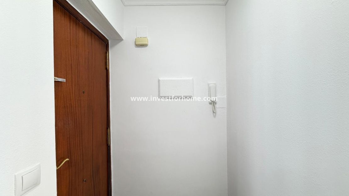 Verkoop - Appartement - Torrevieja - Centro