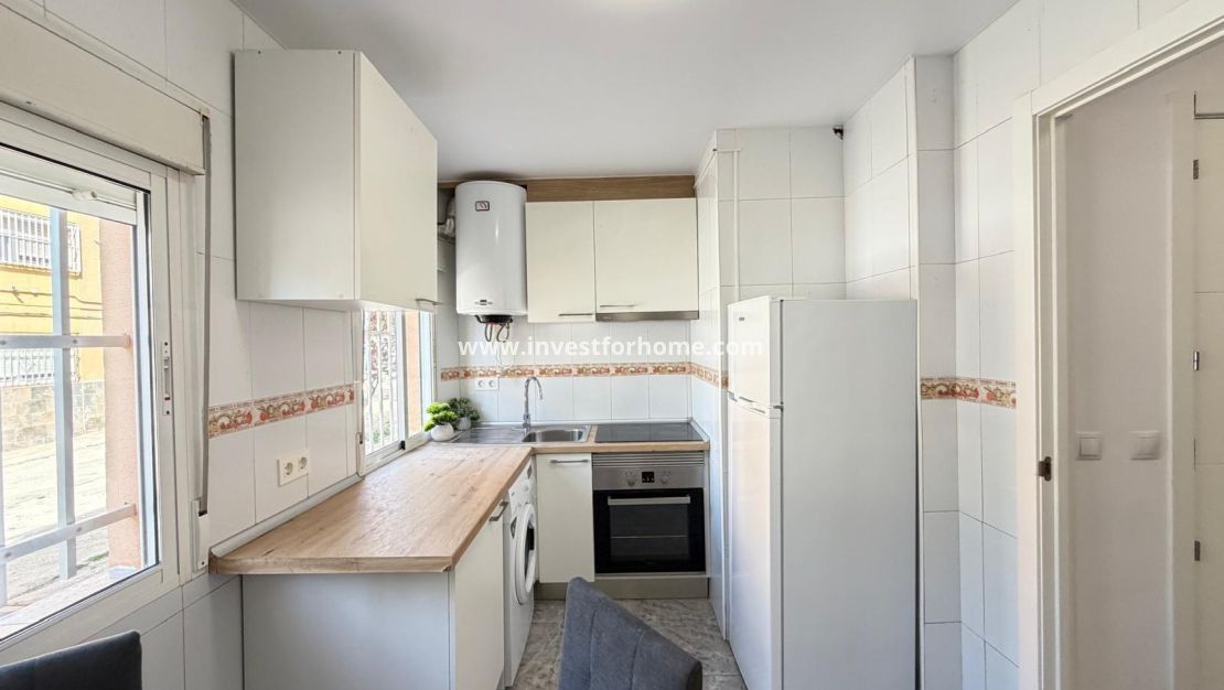 Verkoop - Appartement - Torrevieja - Centro