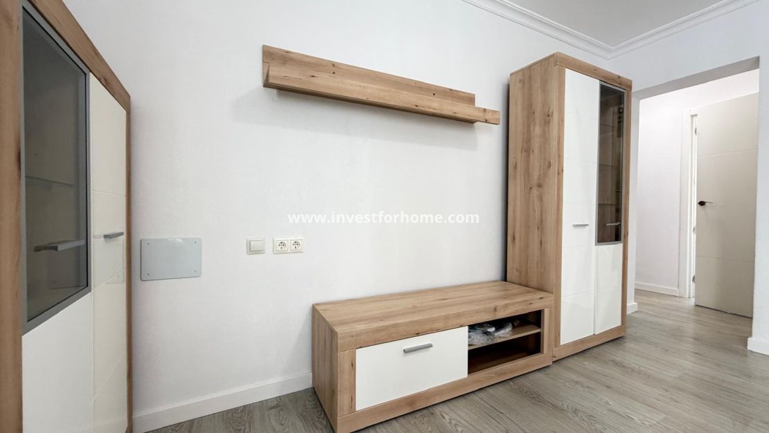 Verkoop - Appartement - Torrevieja - Centro