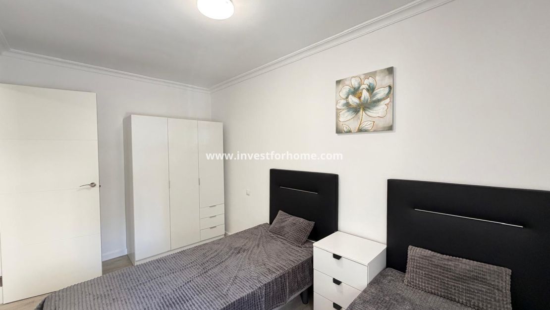 Verkoop - Appartement - Torrevieja - Centro