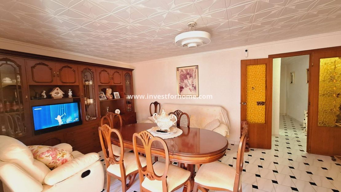 Verkoop - Appartement - Torrevieja - Centro