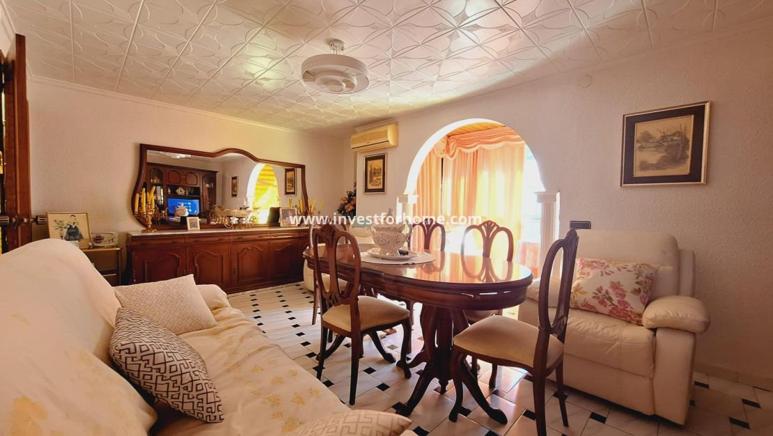 Verkoop - Appartement - Torrevieja - Centro