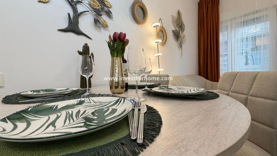 Verkoop - Appartement - Torrevieja - Centro