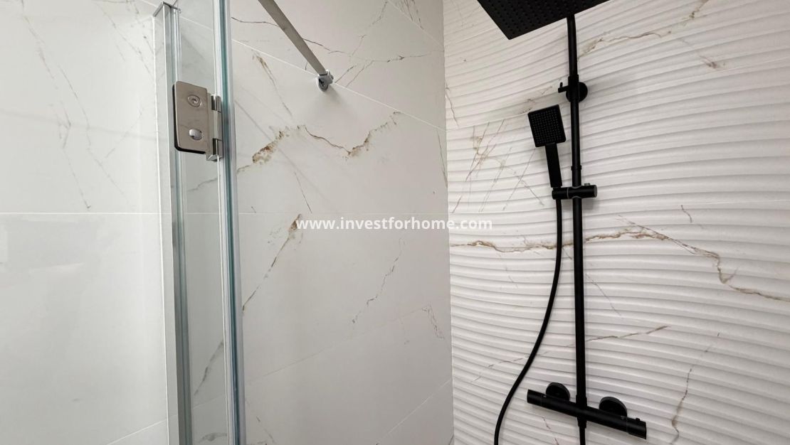 Verkoop - Appartement - Torrevieja - Centro