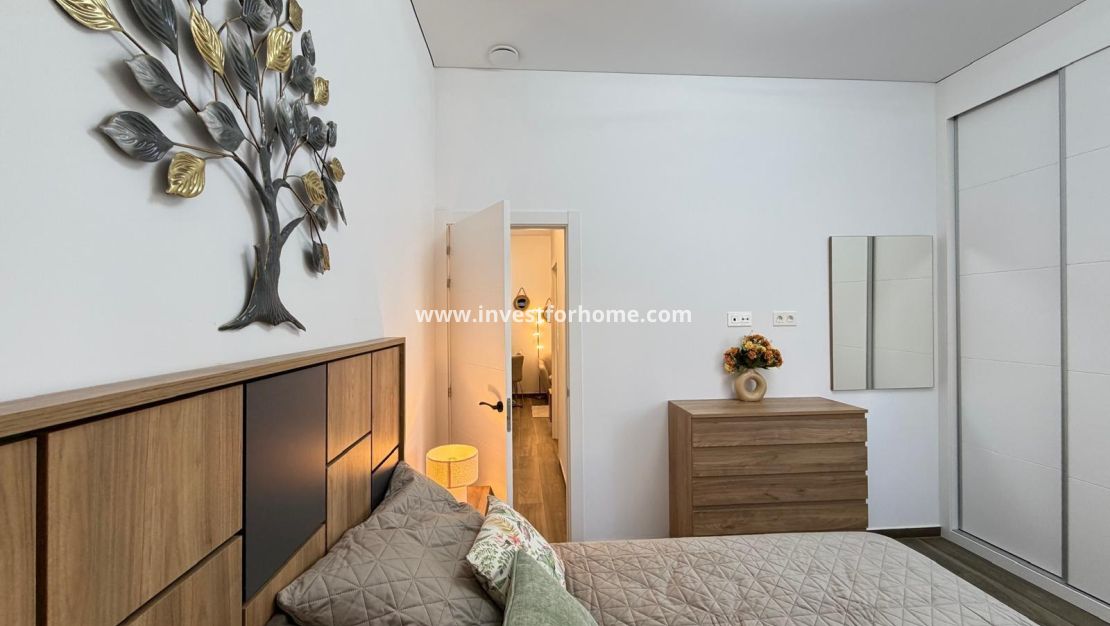 Verkoop - Appartement - Torrevieja - Centro