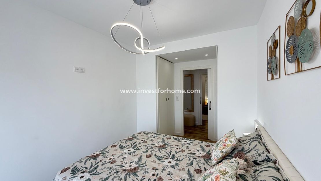 Verkoop - Appartement - Torrevieja - Centro