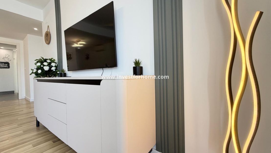 Verkoop - Appartement - Torrevieja - Centro