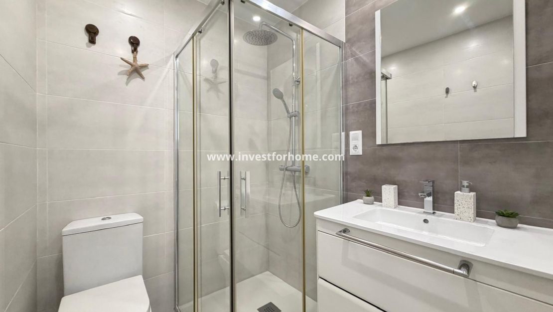 Verkoop - Appartement - Torrevieja - Centro