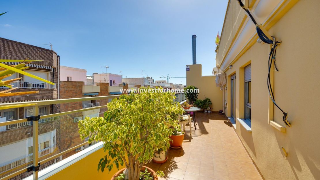 Verkoop - Appartement - Torrevieja - Centro