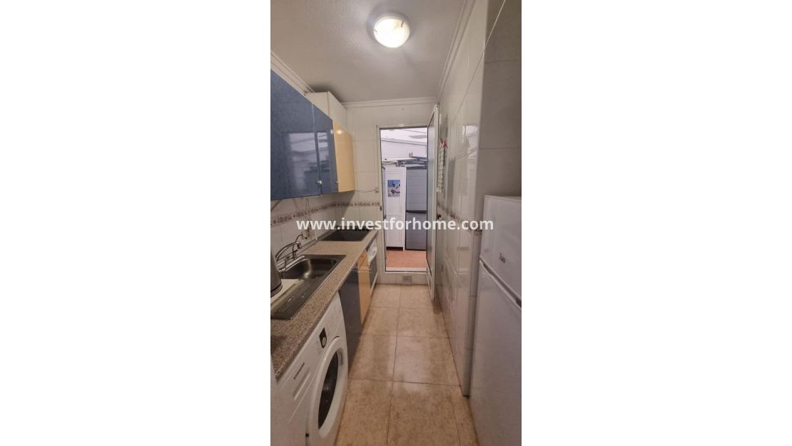 Verkoop - Appartement - Torrevieja - Centro