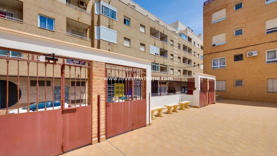 Verkoop - Appartement - Torrevieja - Centro