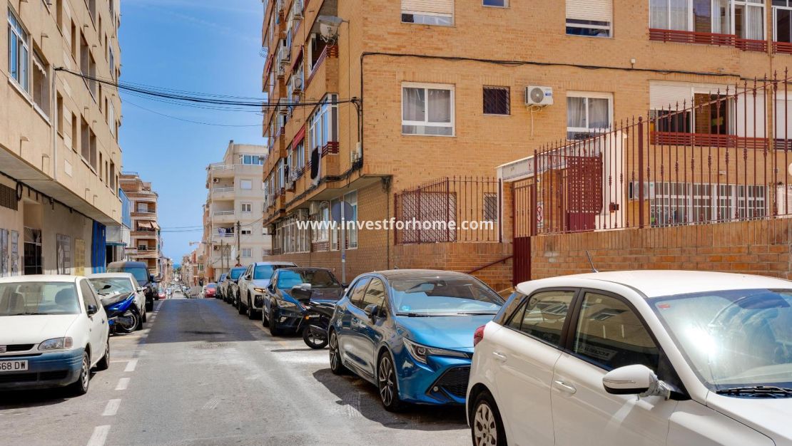 Verkoop - Appartement - Torrevieja - Centro