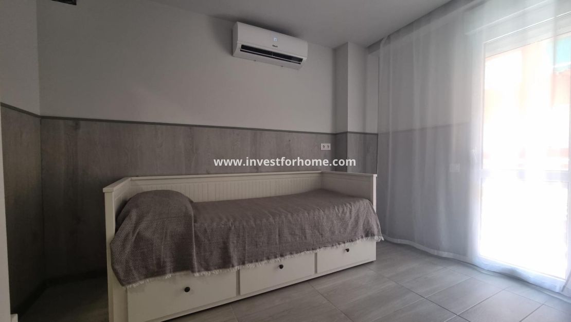 Verkoop - Appartement - Torrevieja - Centro