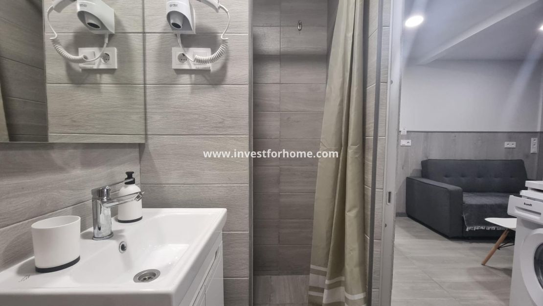 Verkoop - Appartement - Torrevieja - Centro