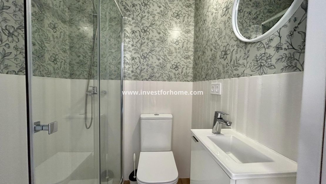 Verkoop - Appartement - Torrevieja - Centro
