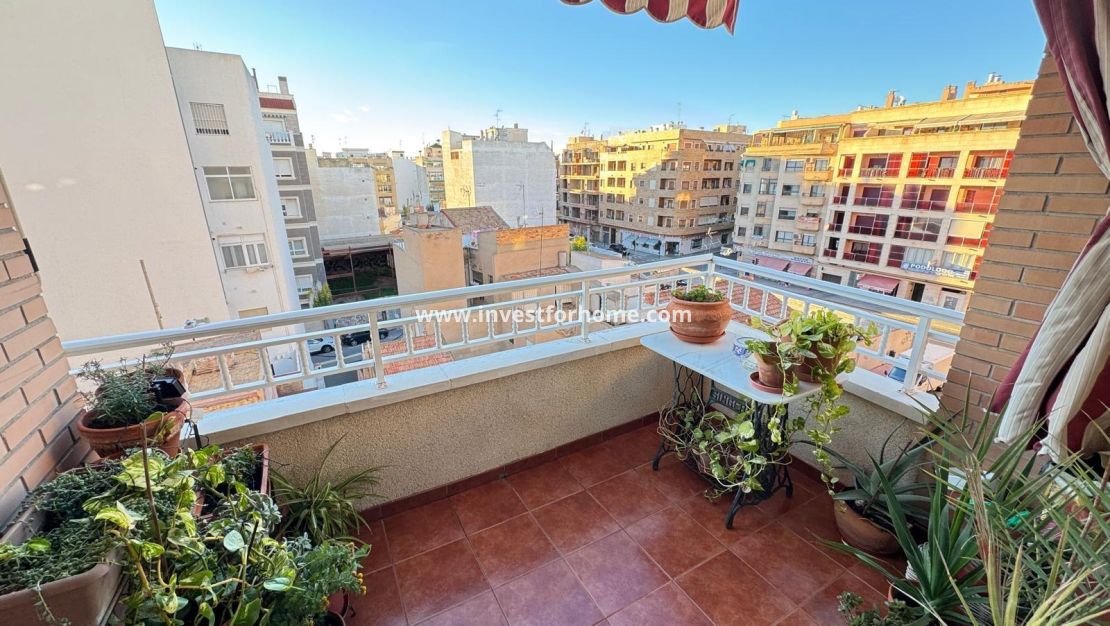 Verkoop - Appartement - Torrevieja - Centro