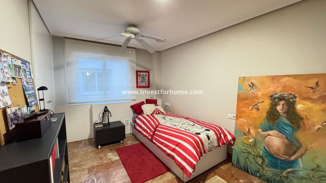 Verkoop - Appartement - Torrevieja - Centro