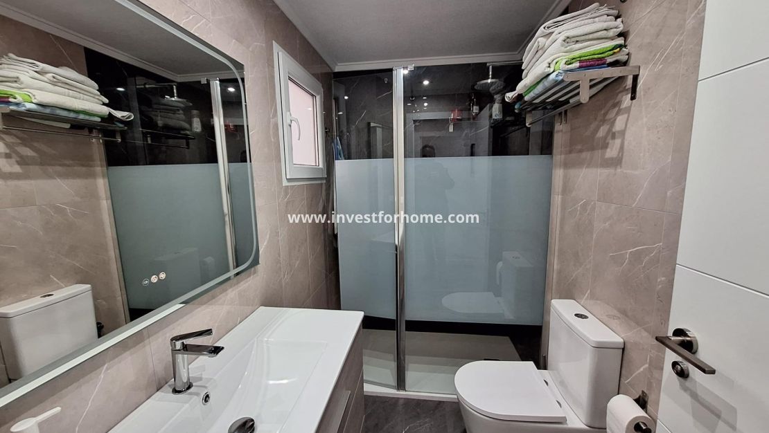 Verkoop - Appartement - Torrevieja - Centro