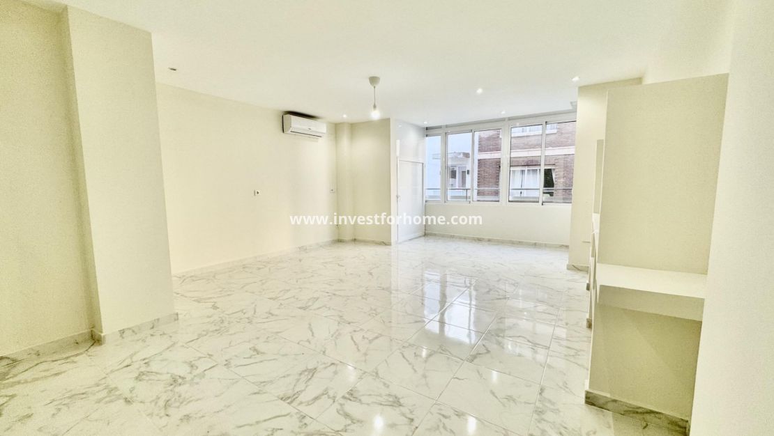 Verkoop - Appartement - Torrevieja - Centro