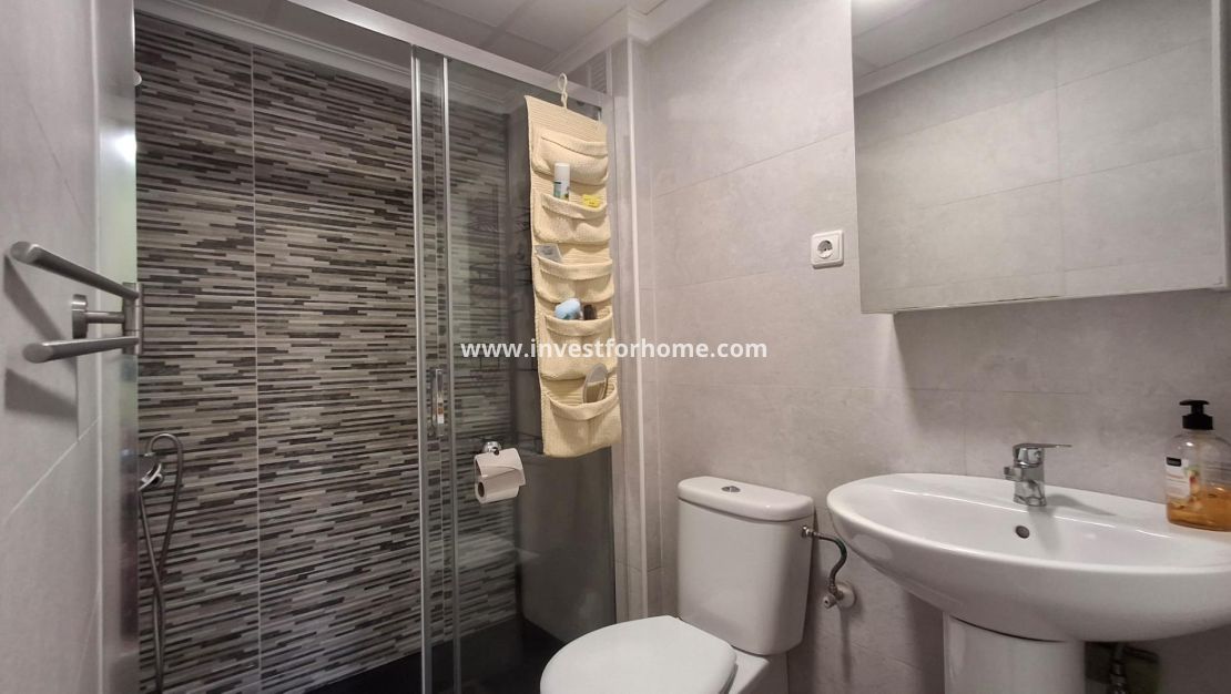 Verkoop - Appartement - Torrevieja - Centro