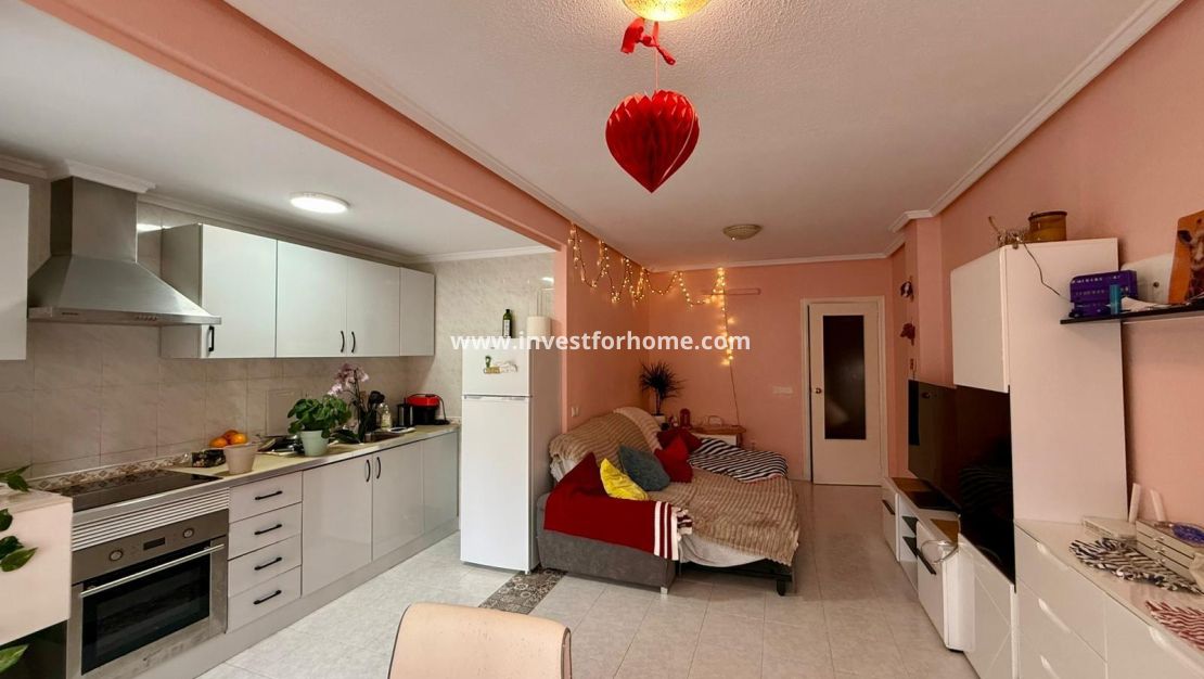 Verkoop - Appartement - Torrevieja - Centro