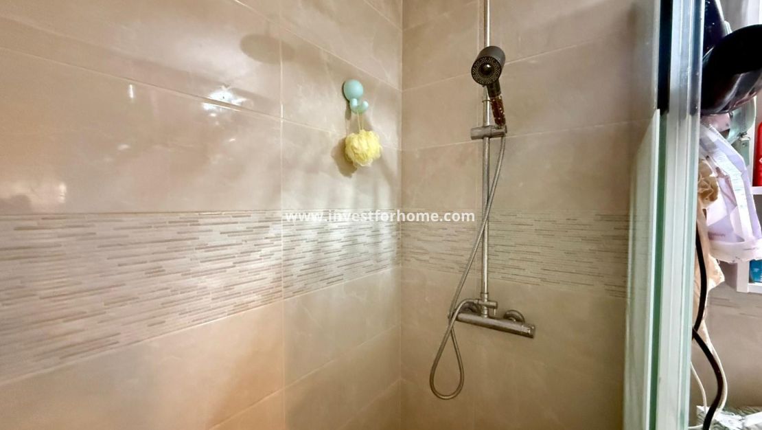 Verkoop - Appartement - Torrevieja - Centro