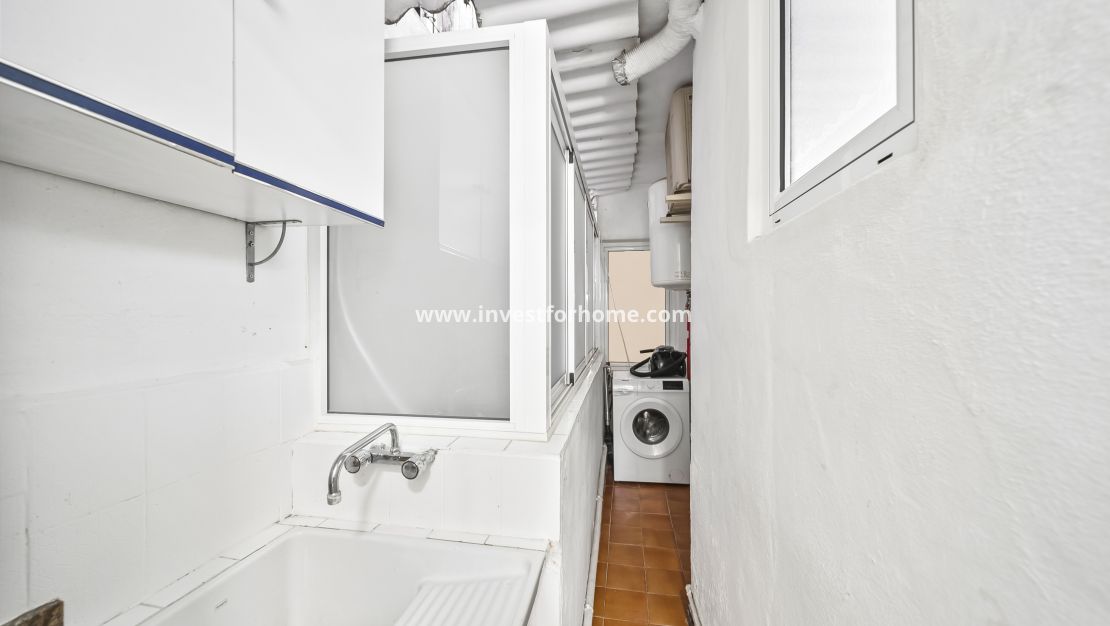 Verkoop - Appartement - Torrevieja - Centro