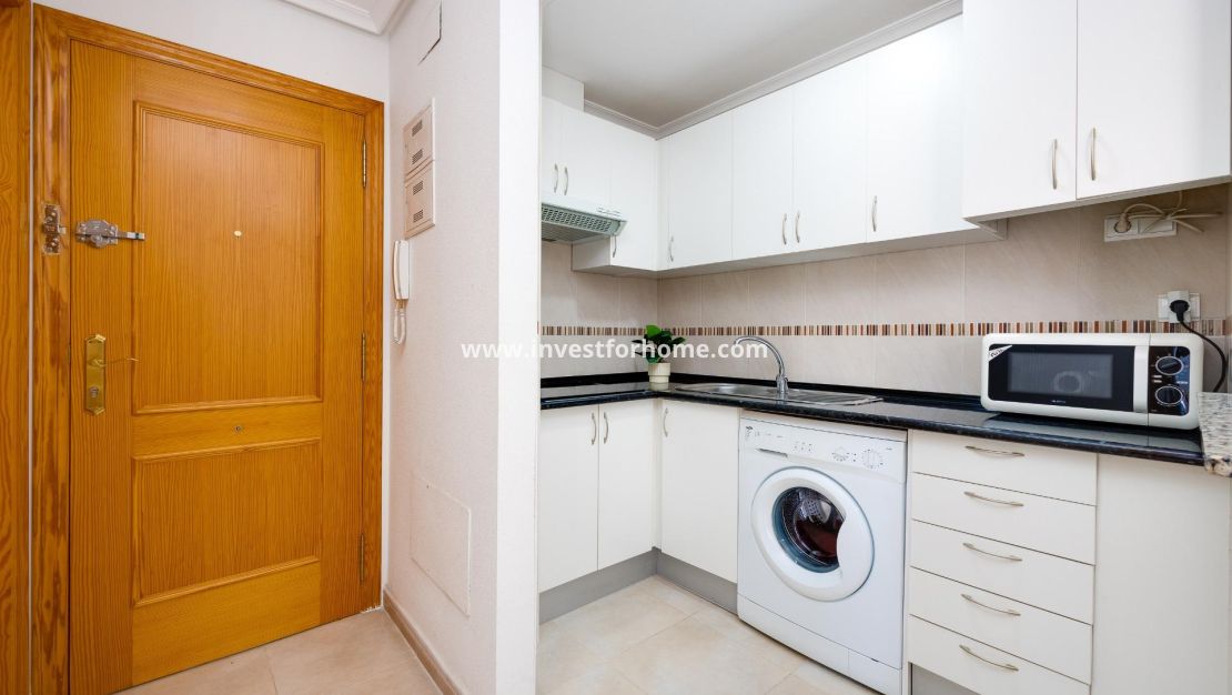 Verkoop - Appartement - Torrevieja - Centro