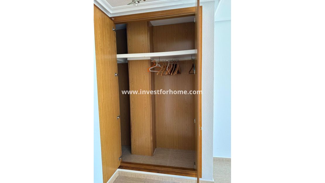 Verkoop - Appartement - Torrevieja - Centro