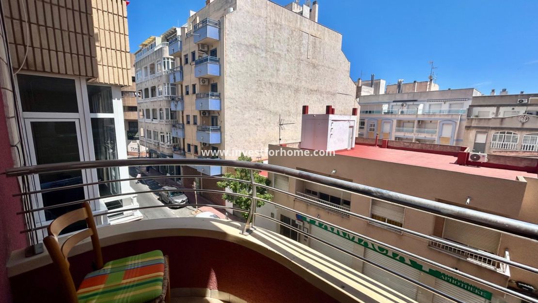 Verkoop - Appartement - Torrevieja - Centro
