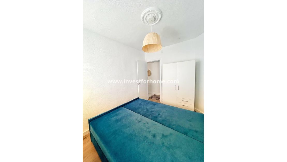 Verkoop - Appartement - Torrevieja - Centro