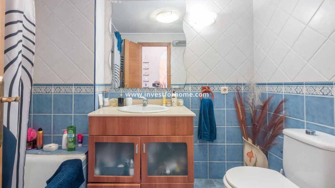 Verkoop - Appartement - Torrevieja - Centro