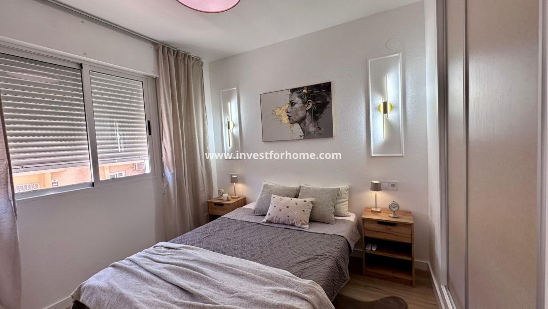 Verkoop - Appartement - Torrevieja - Centro