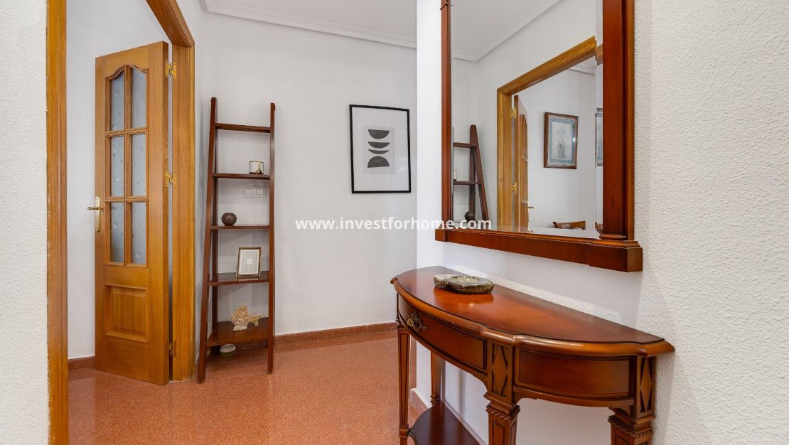 Verkoop - Appartement - Torrevieja - Centro
