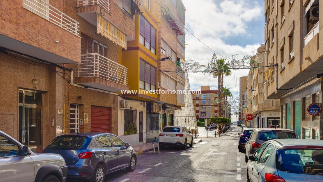 Verkoop - Appartement - Torrevieja - Centro