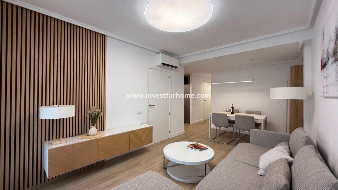 Verkoop - Appartement - Torrevieja - Centro