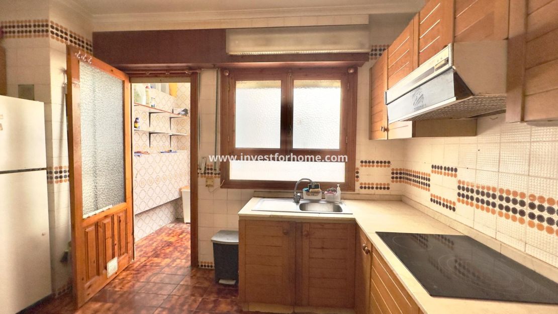 Verkoop - Appartement - Torrevieja - Centro