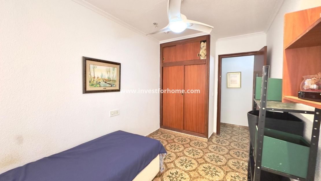 Verkoop - Appartement - Torrevieja - Centro