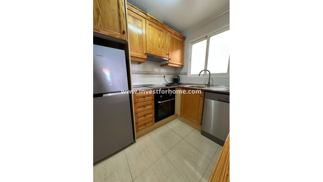 Verkoop - Appartement - Torrevieja - Centro