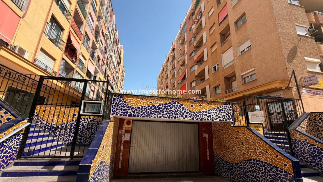 Verkoop - Appartement - Torrevieja - Centro